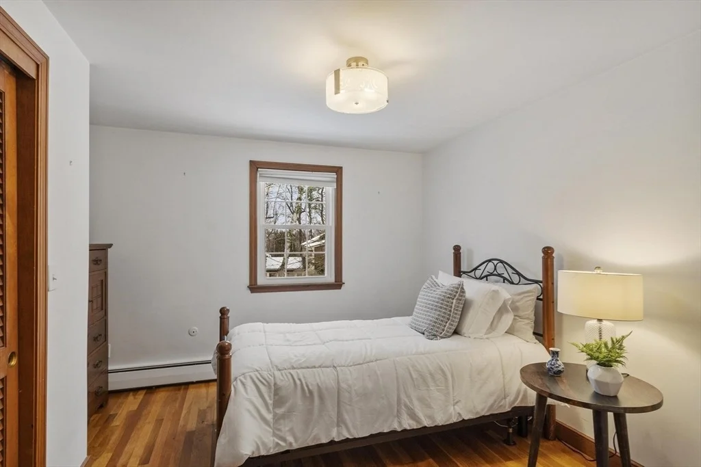 Photo of 11 Ethelyn Cir