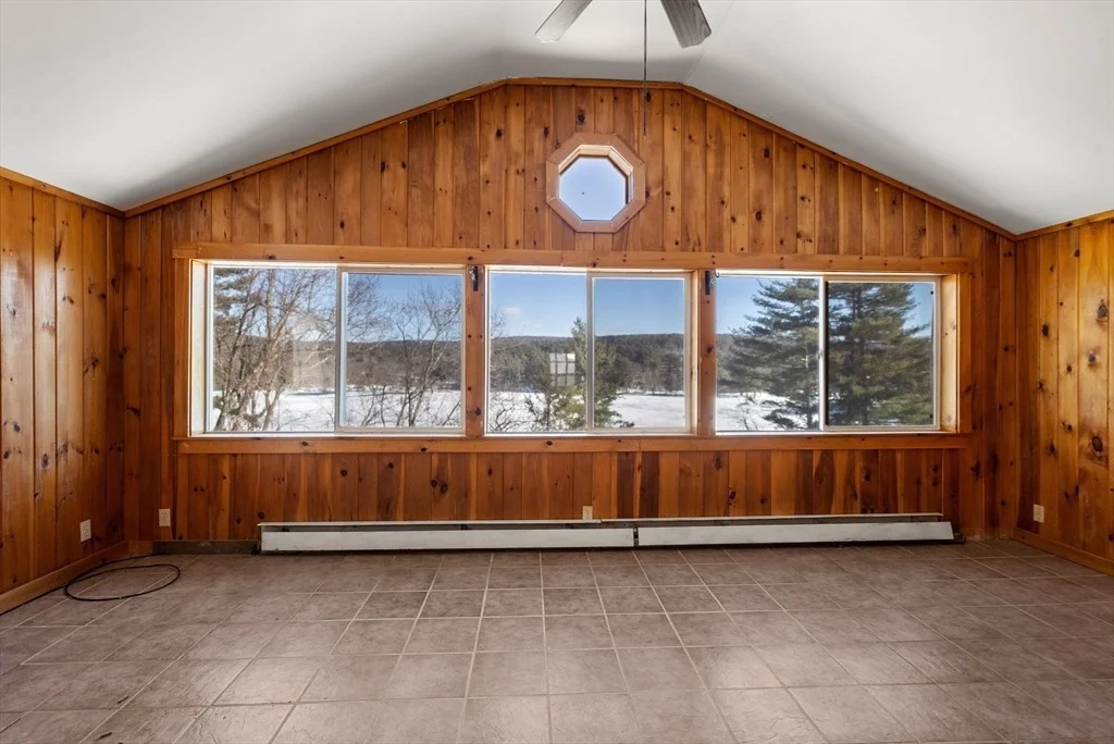 Photo of 178 Brimfield Rd