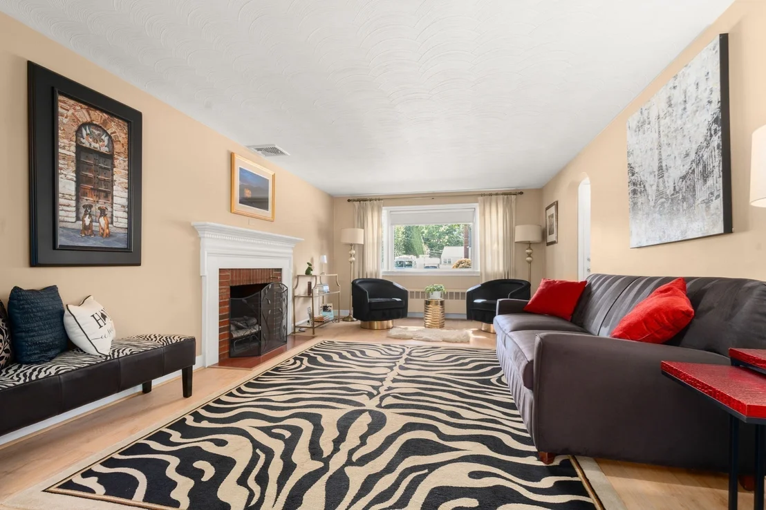 Photo of 39 Robin Rd