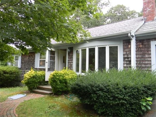 Photo of 105 Starlight Dr