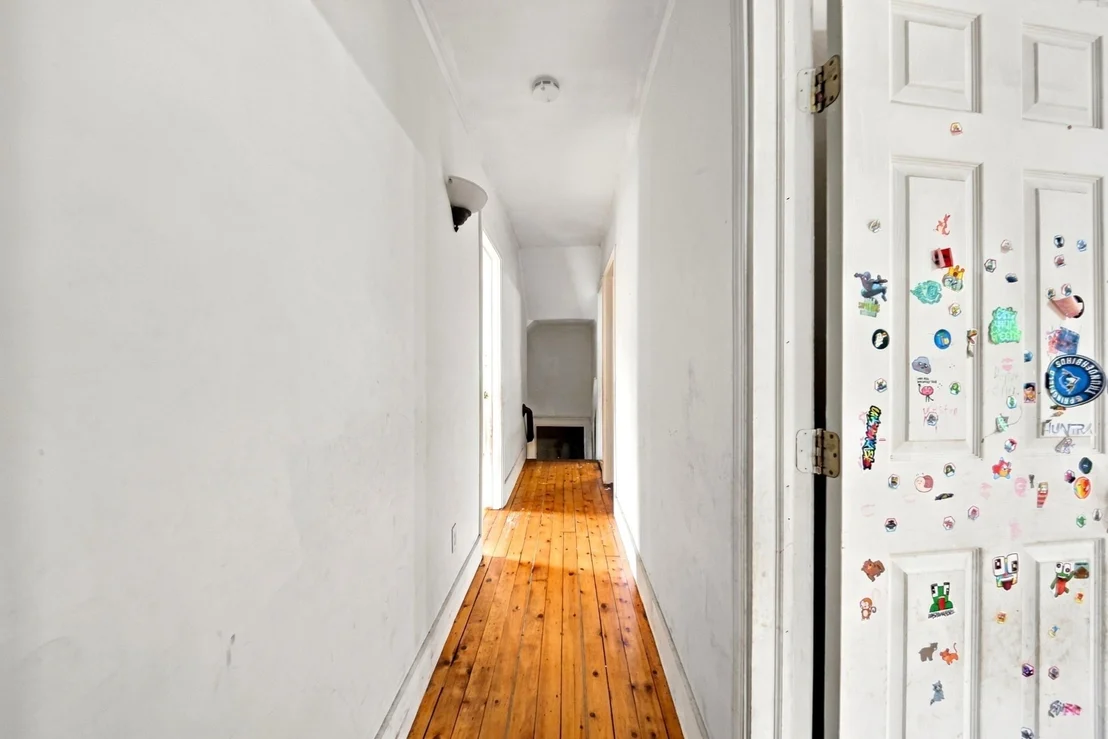Photo of 30 Myrtle Ave