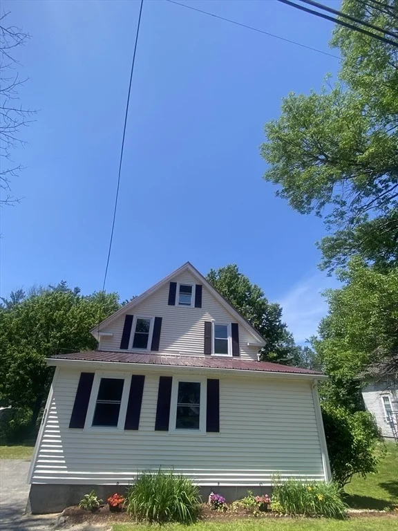 Photo of 353 Front St