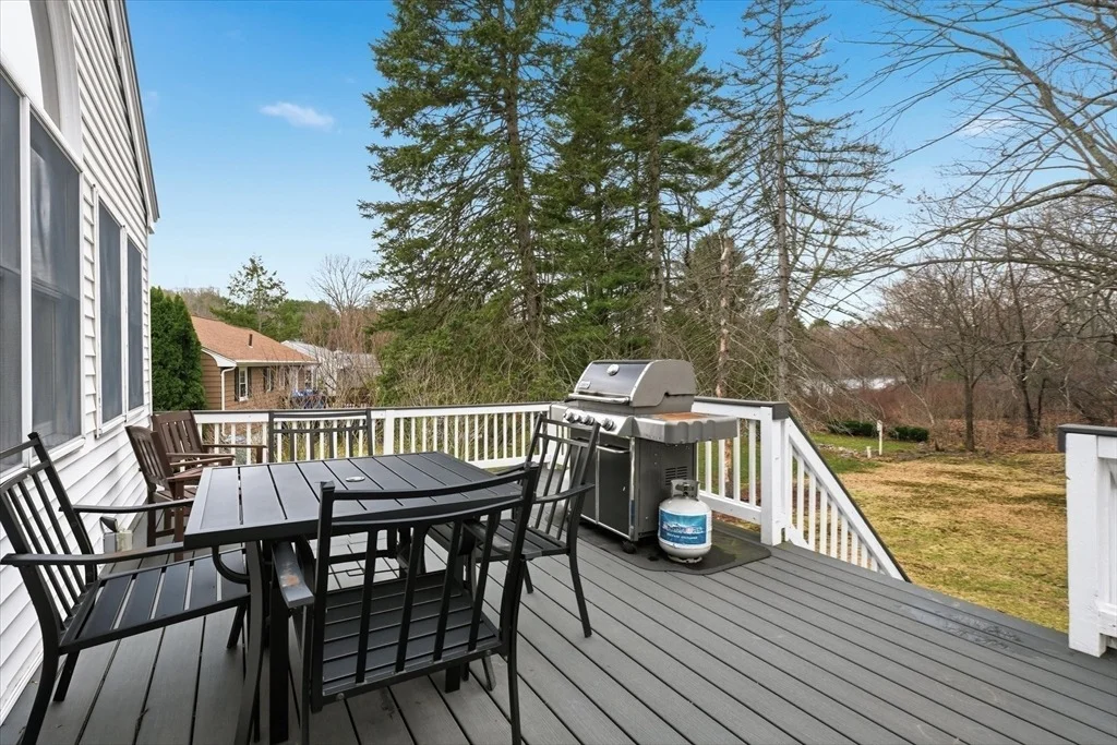 Photo of 223 Edgewater Drive