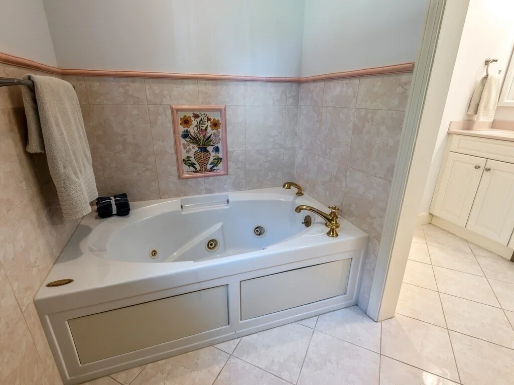 Photo of 46 Pine Hill Rd