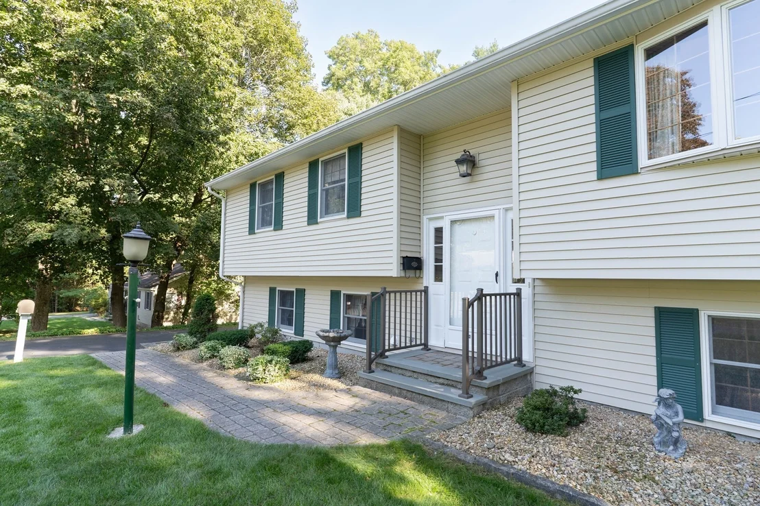 Photo of 14 Delaney Ave