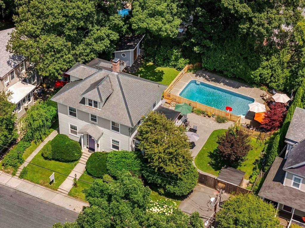 Photo of 62 Parkview Ave