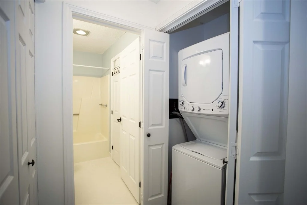 Photo of Unit 310 at 500 Colonial Drive