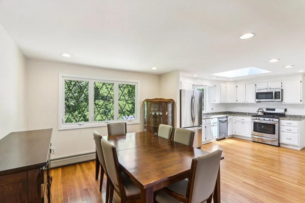 Photo of 181 High Plain Rd