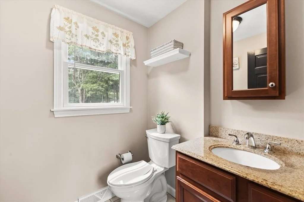Photo of 7 Strawstone Lane