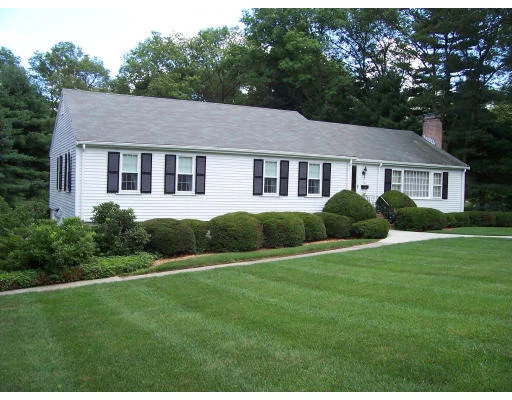 Photo of 10 Richardson Dr