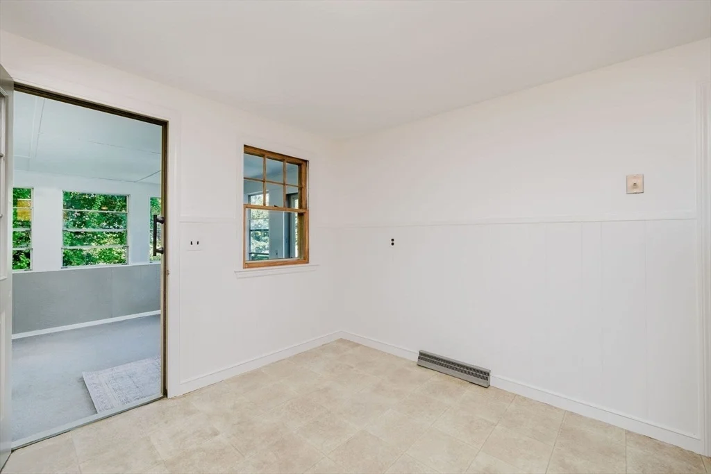Photo of 27 Connie Dr