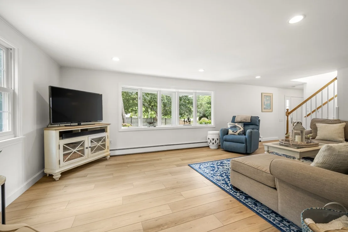 Photo of 3 Russell Dr