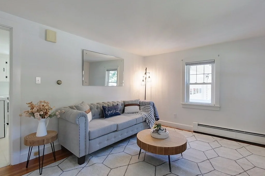 Photo of 16 Rangeway Rd