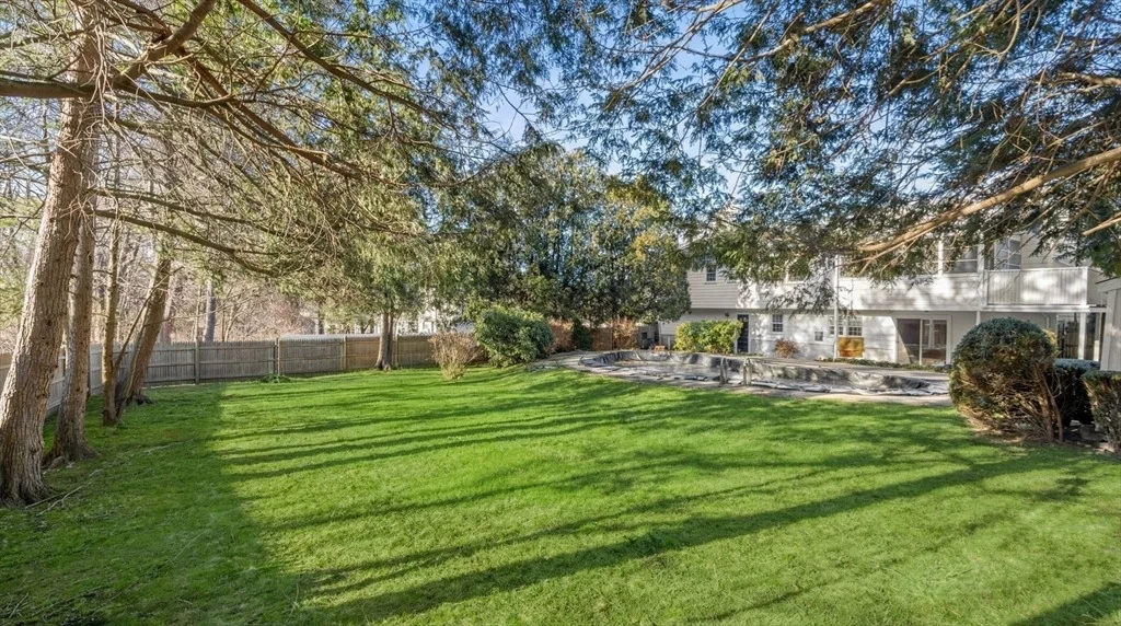 Photo of 36 Cedarcrest Road