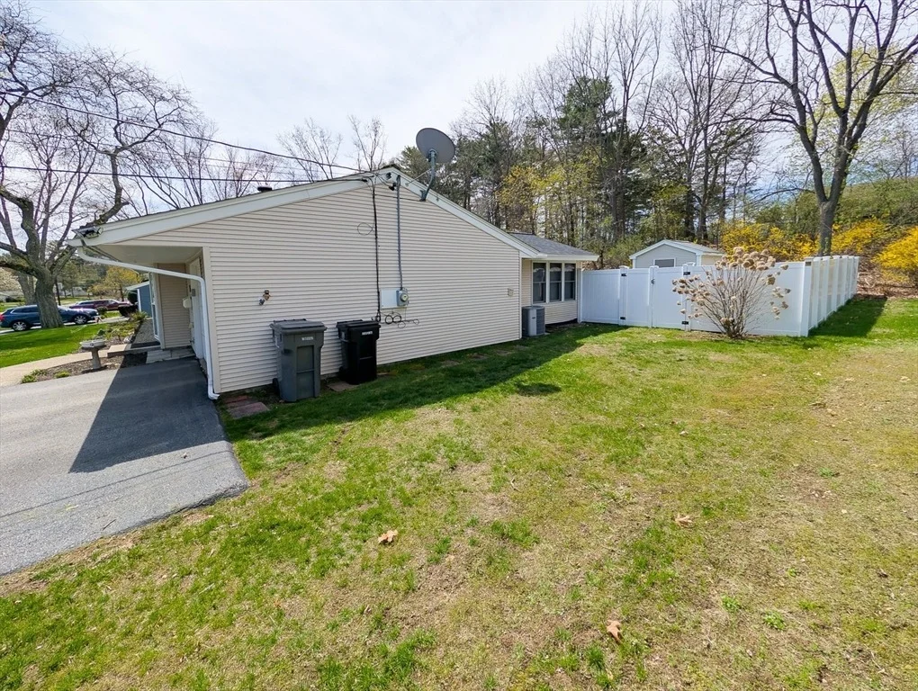Photo of 14 Myrna Rd