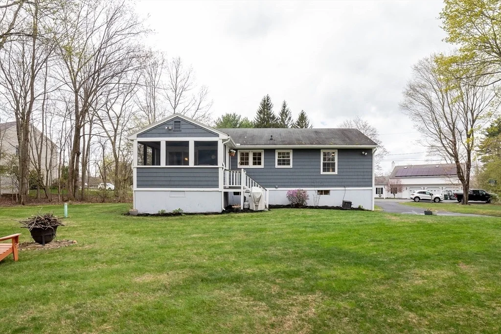 Photo of 8 Old Farm Rd