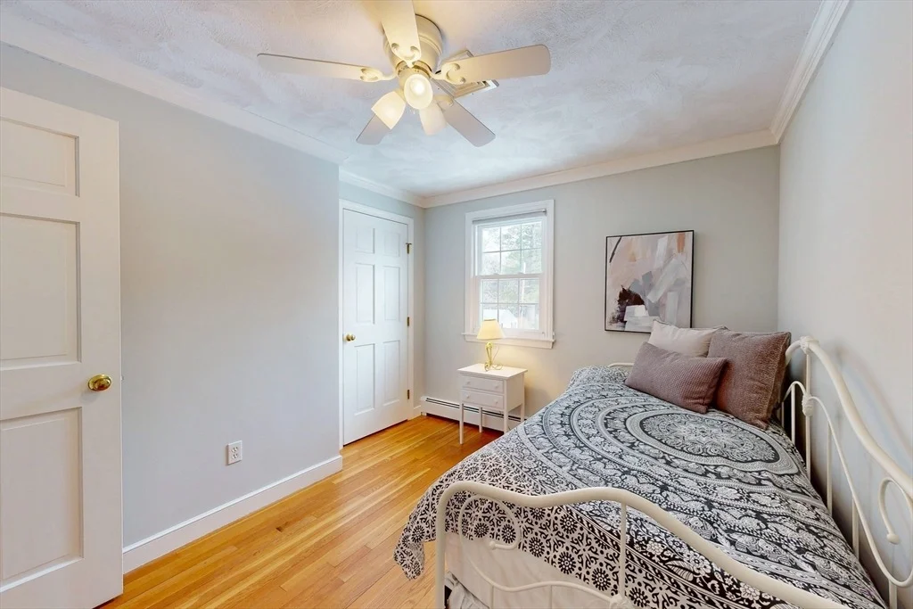 Photo of 57 Colonial Rd