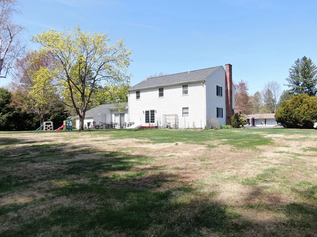 Photo of 17 Wagonwheel Rd
