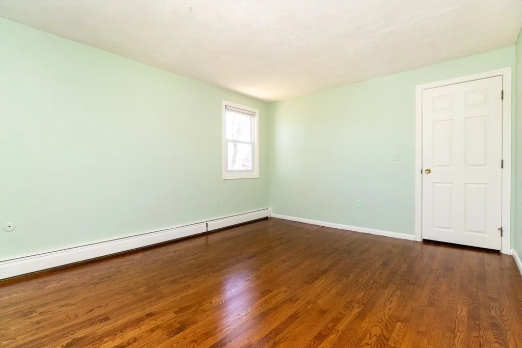 Photo of 6 Dennis Rd