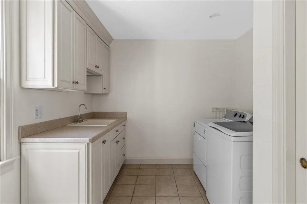 Photo of 144 Stetson Rd