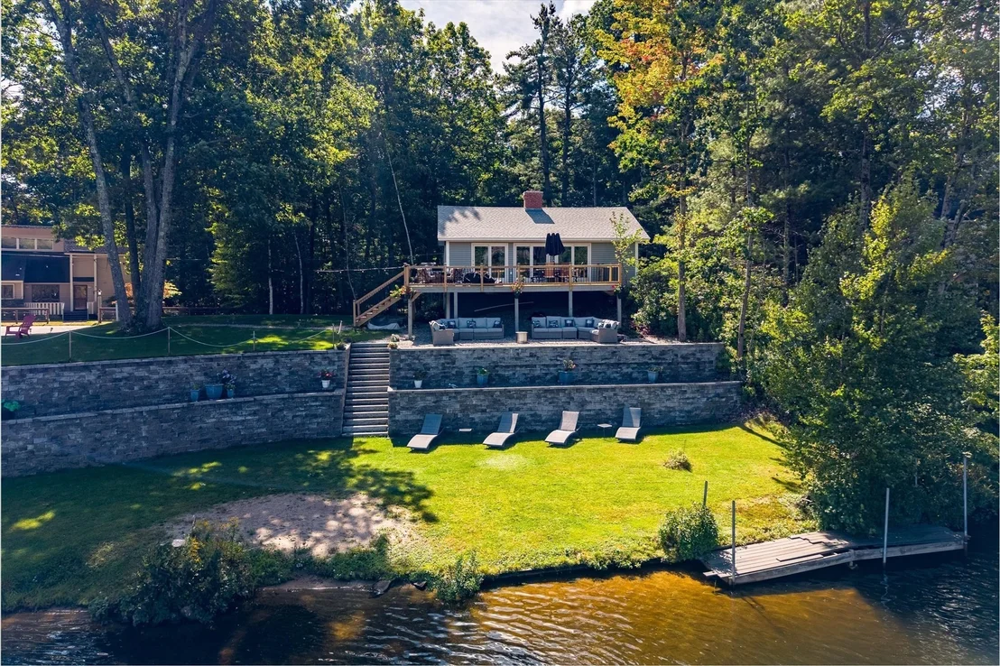 Photo of 14 Edgewood Rd