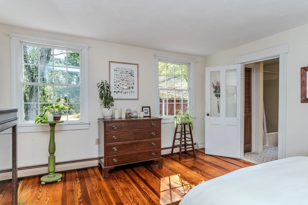 Photo of 7 Roosevelt St