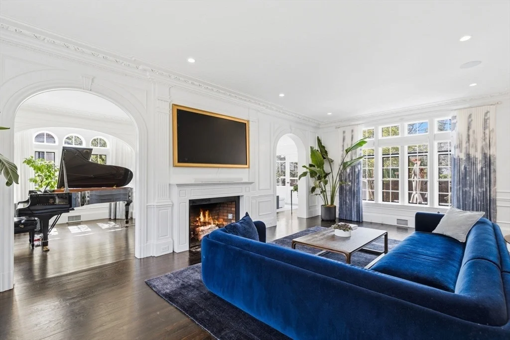 Photo of 98 Carlton St