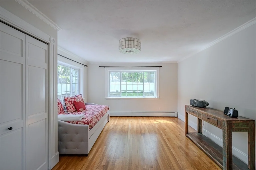 Photo of 10 Richards Rd