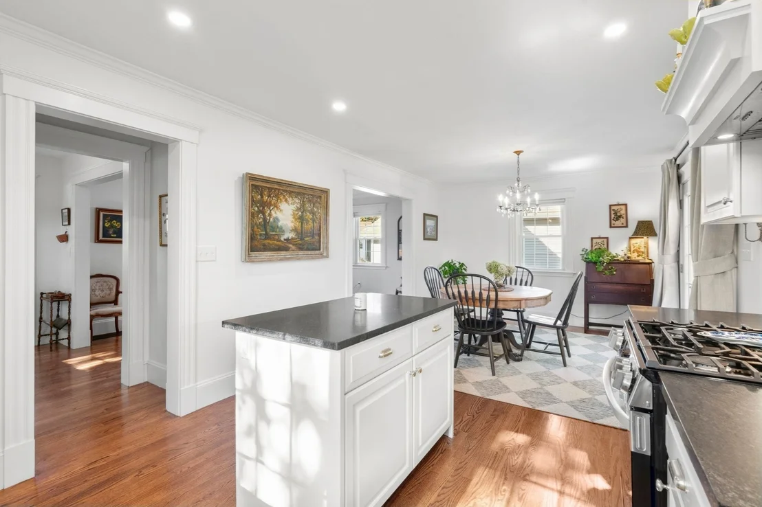 Photo of 37 Arborway Dr