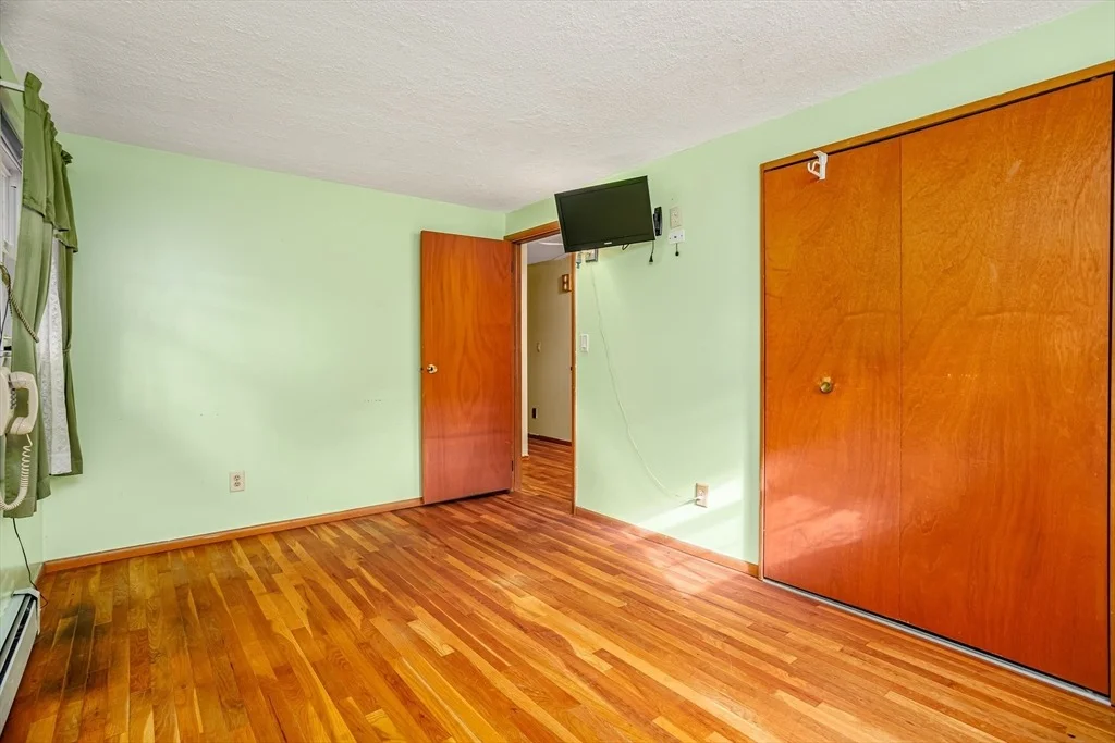 Photo of 199 Barthel Ave