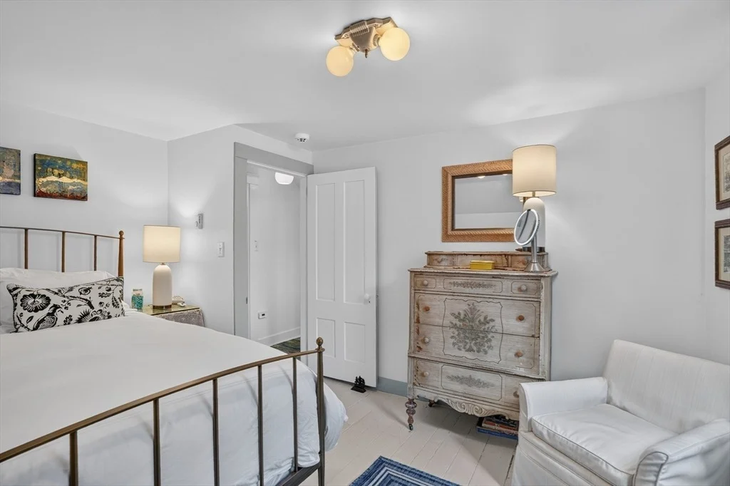 Photo of 27 Laurel Avenue