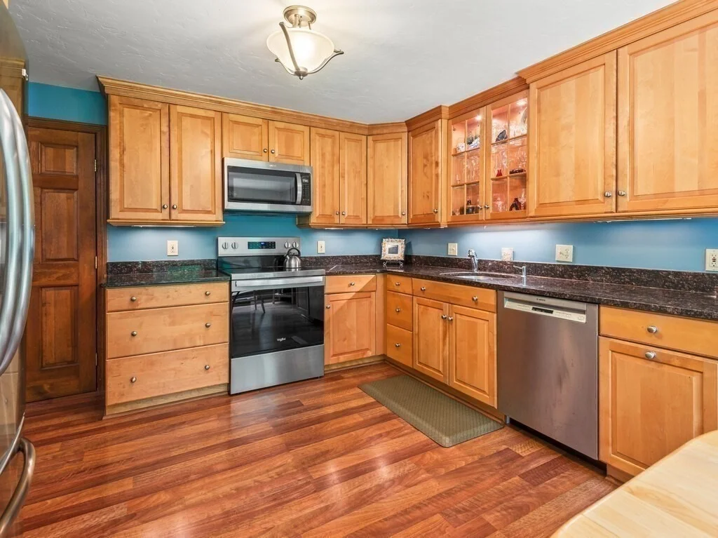 Photo of 3 Oakwood Dr
