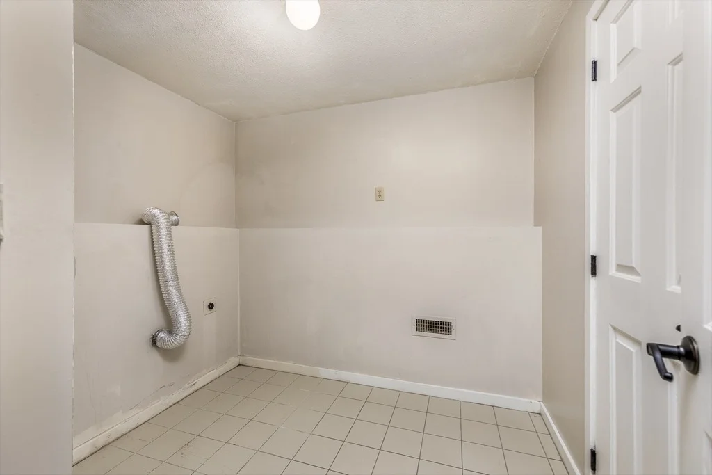 Photo of Unit C at 4 Arnold Drive