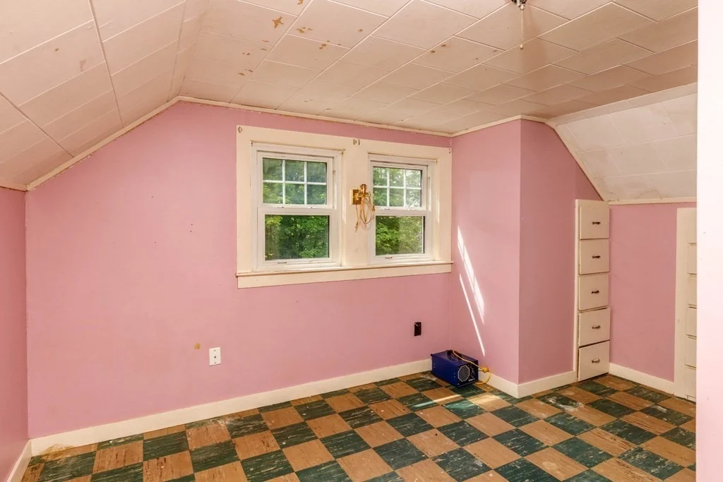 Photo of 326 Lake Road