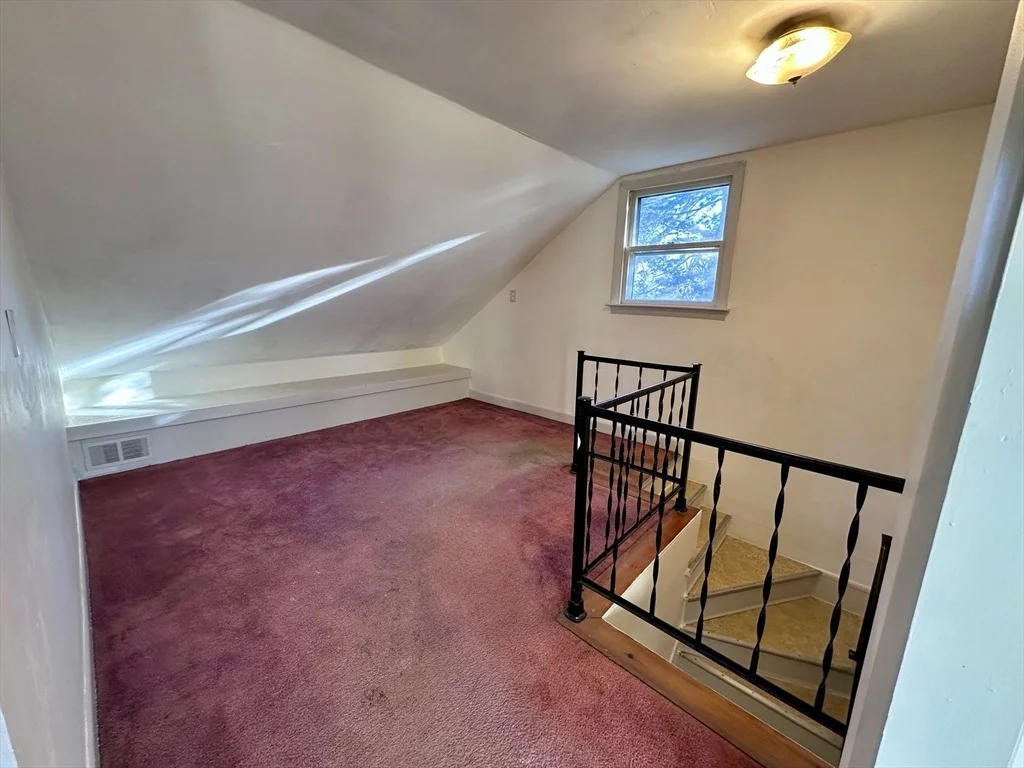 Photo of 40 Sandwich Rd
