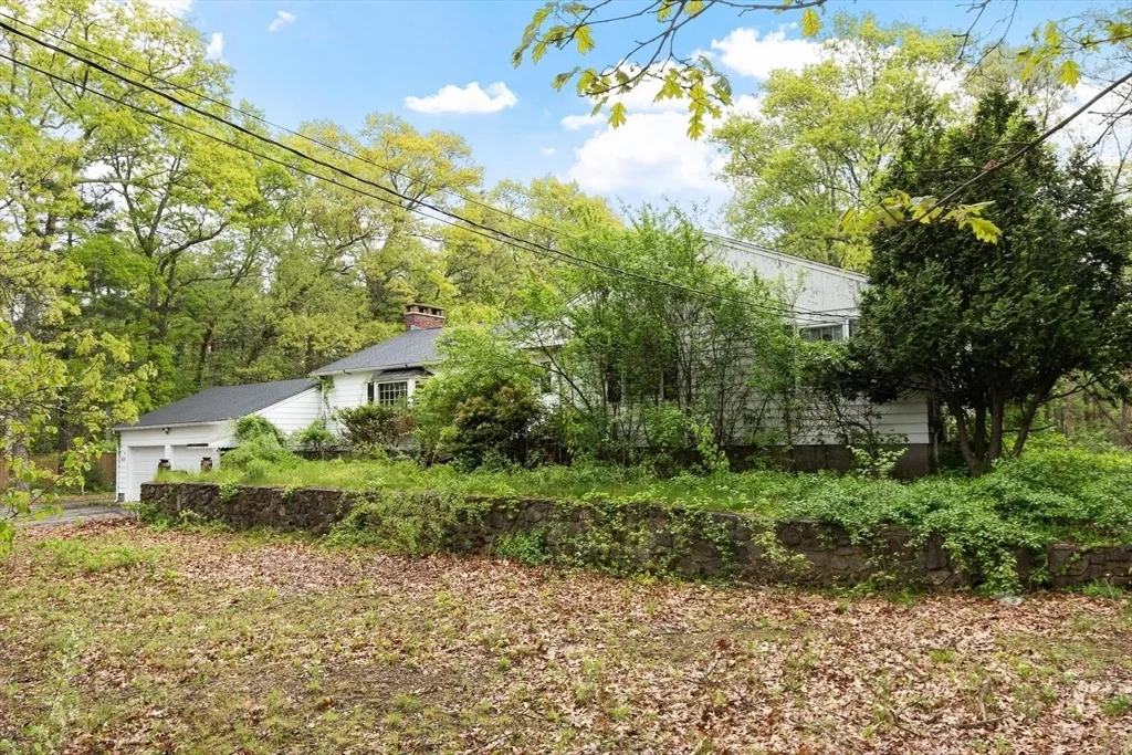 Photo of 354 Maple St