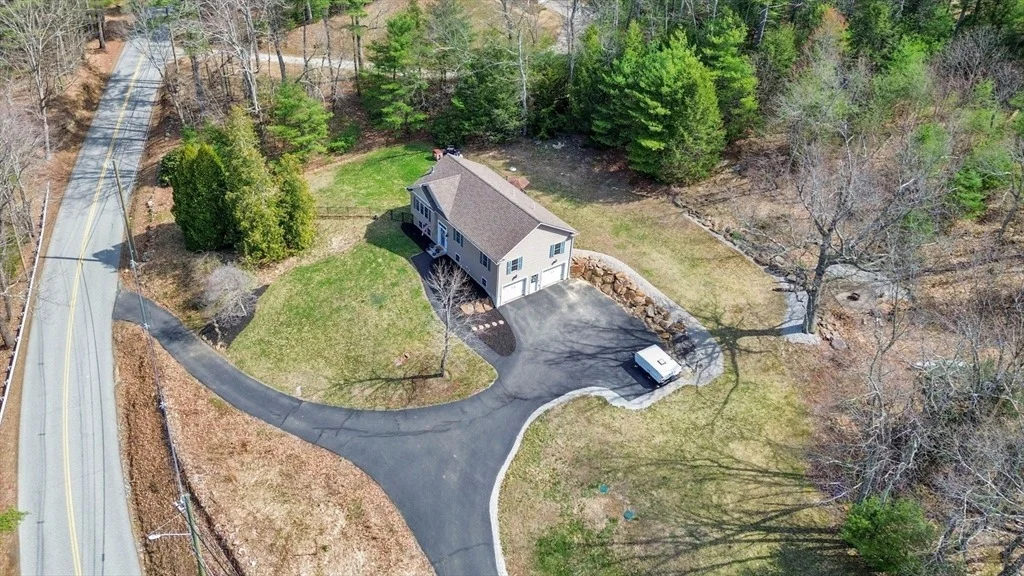 Photo of 301 Podunk Rd