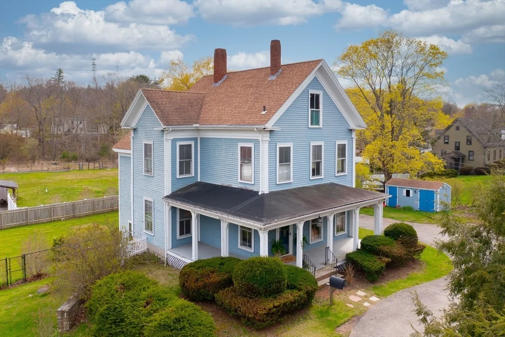 Photo of 327 East St