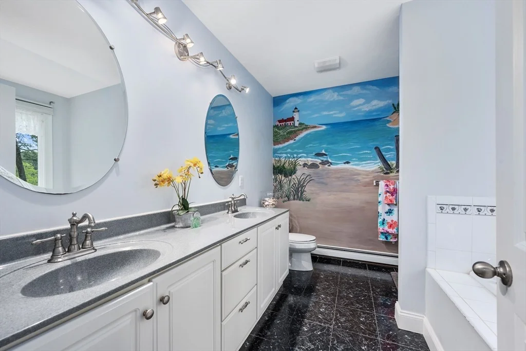 Photo of 35 Bayshore Dr