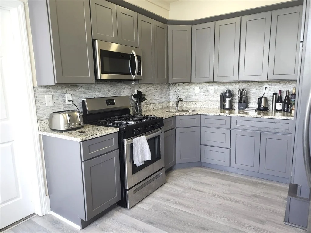 Photo of Unit 21 at 202 Broadway