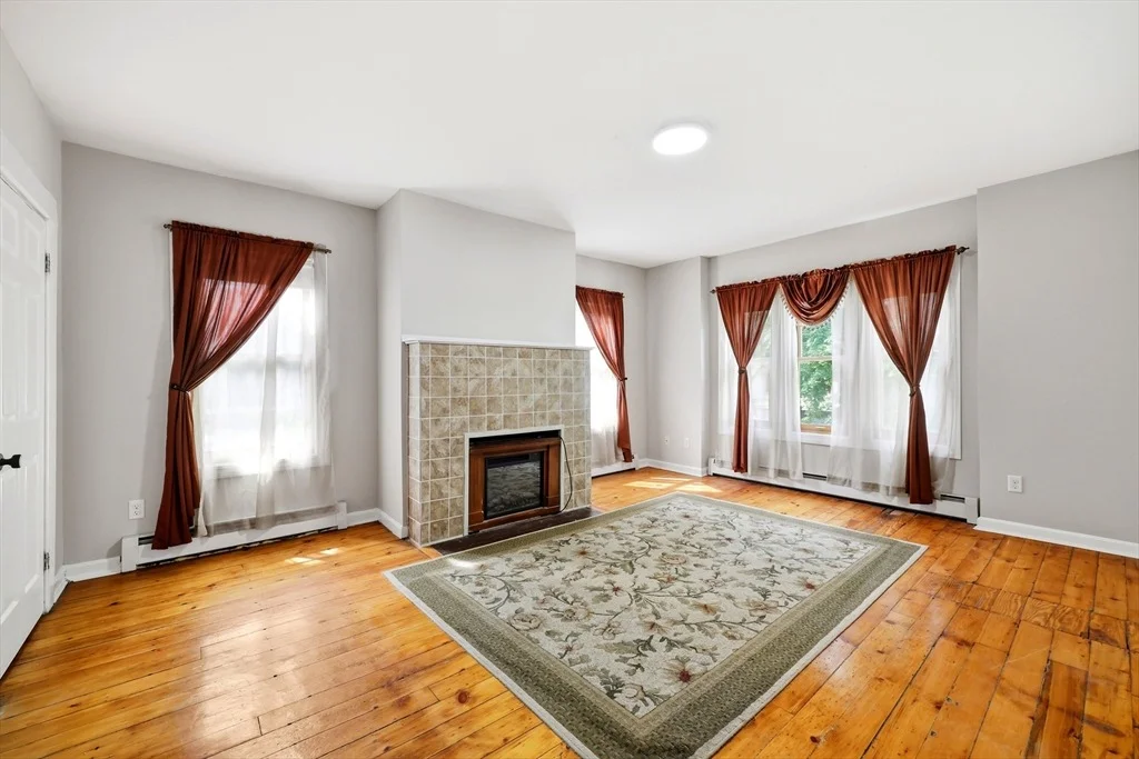 Photo of 151 Bowdoin St
