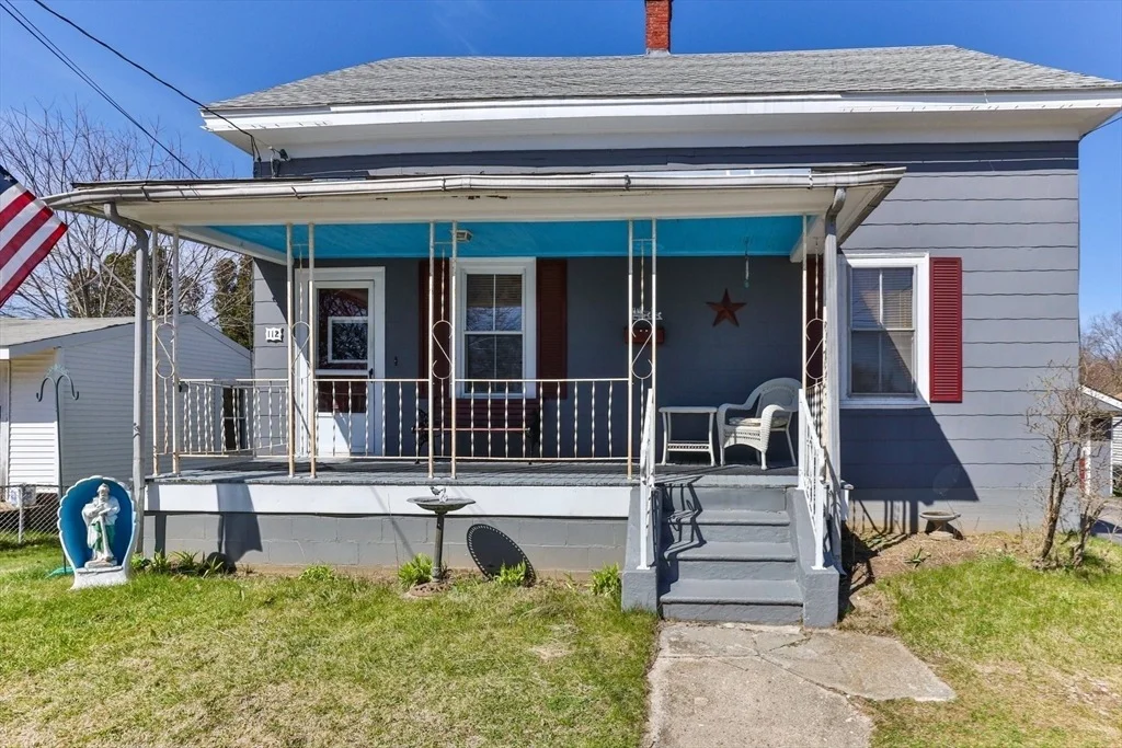 Photo of 112 King St