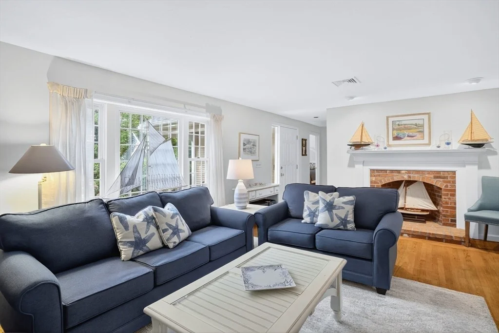 Photo of 98 Bay Lane
