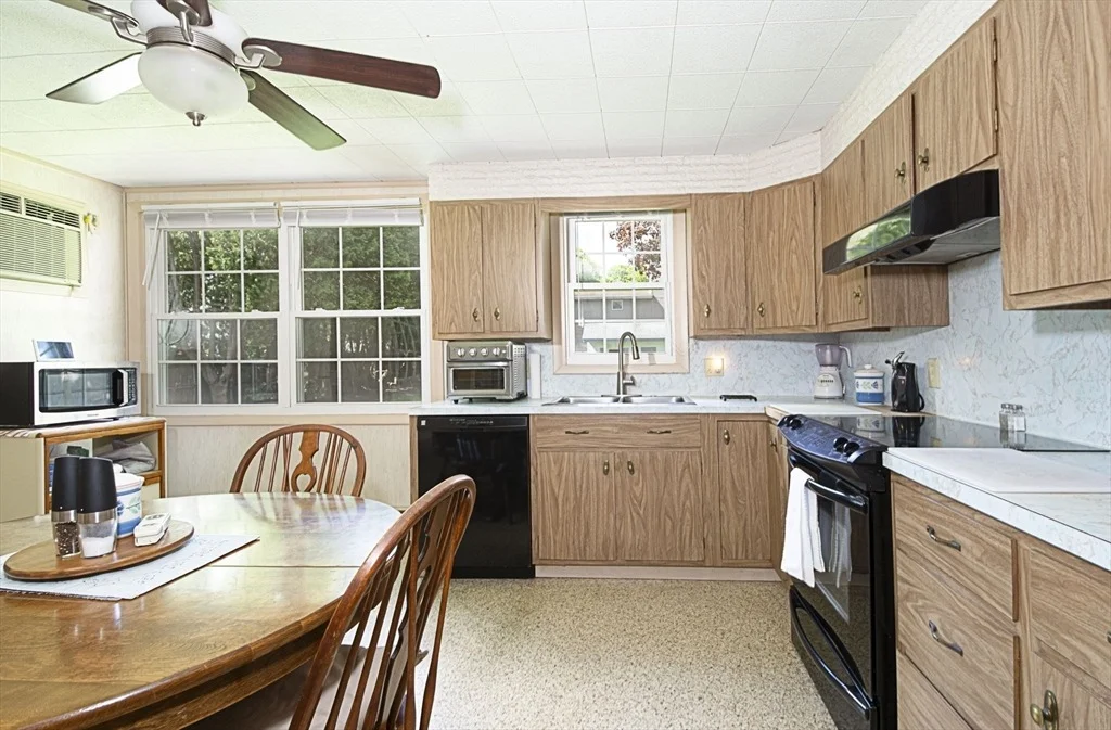 Photo of 70 Trinity Ave