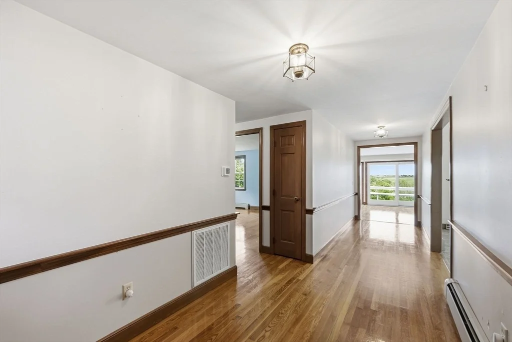 Photo of 19 Shell Dr