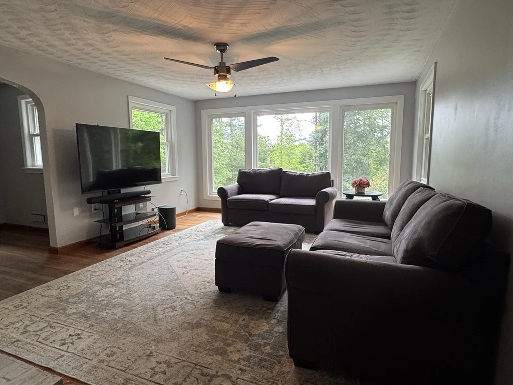 Photo of 48 Clearview Dr