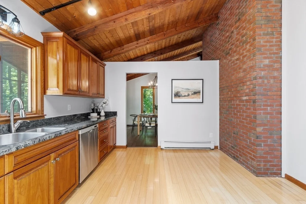 Photo of 30 Causeway St