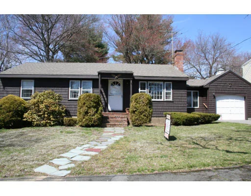 Photo of 14 Colonial Road