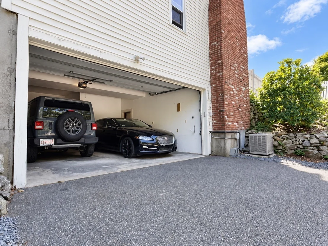 Photo of 75 Desert Brook Rd
