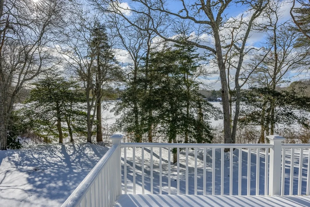 Photo of 103 Pine Tree Dr